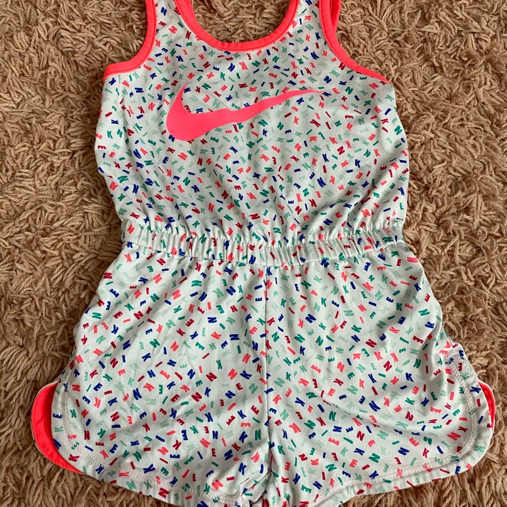 ‼️‼️Nike‼️‼️ jumpsuit